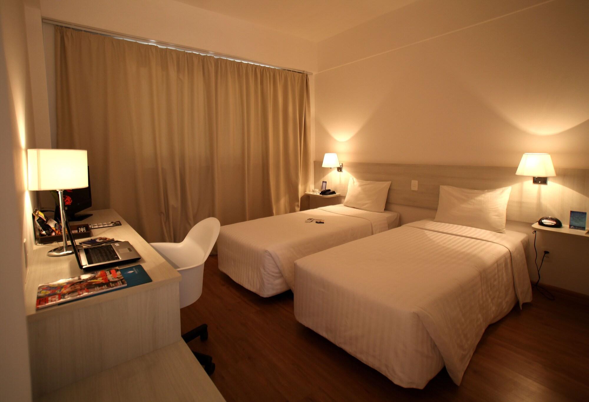 Camacari Plaza Hotel Exterior photo